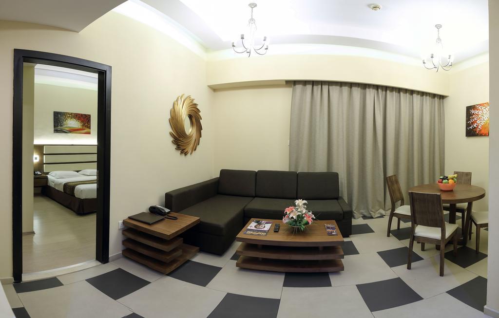 Down Town Apartment